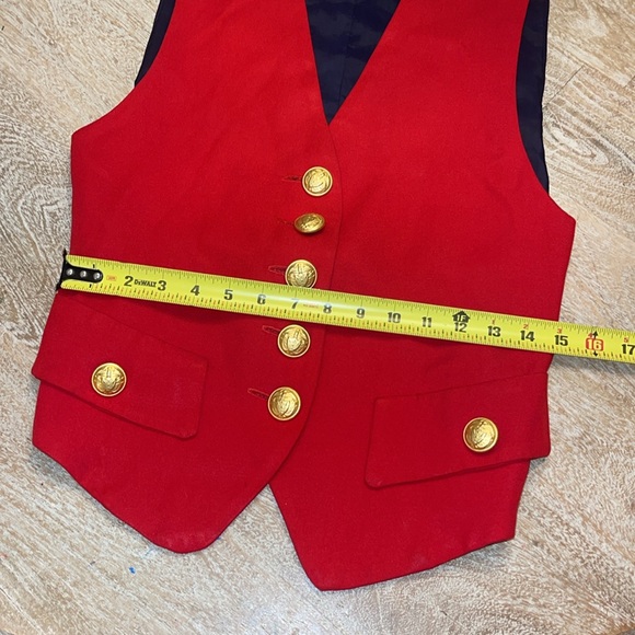 Vintage 80s 90s red Vest gold Button nautical medium - Picture 5 of 6